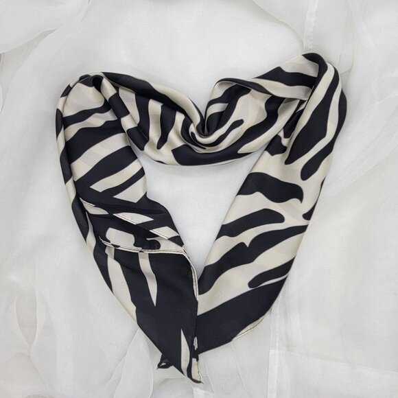 ✨Elegant Bandana Square Scarf Silky Satin Animal Print Zebra Black Beige Neck - Picture 2 of 5